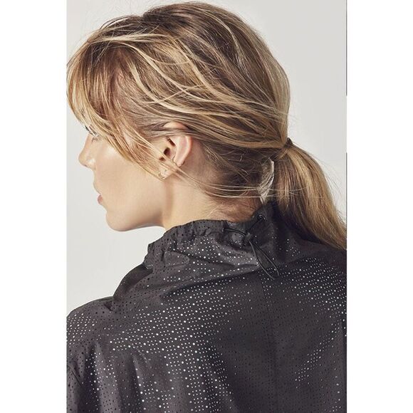 Fabletics 2X Liora Pullover Iron/Sterling Athleisure Sport Jacket Windbreaker - Picture 3 of 10